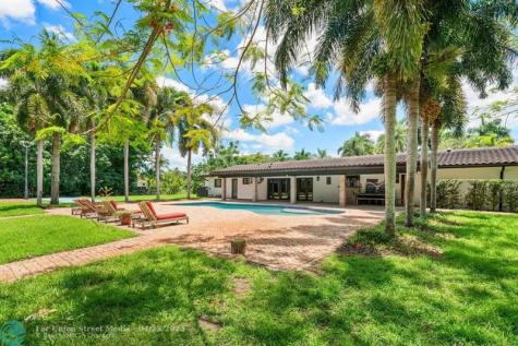 14701 Sunset Lane Southwest Ranches FL 33330