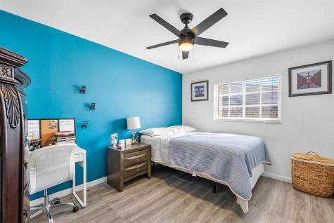 9040 NW 20th Street Pembroke Pines FL 33024
