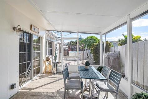 9040 NW 20th Street Pembroke Pines FL 33024