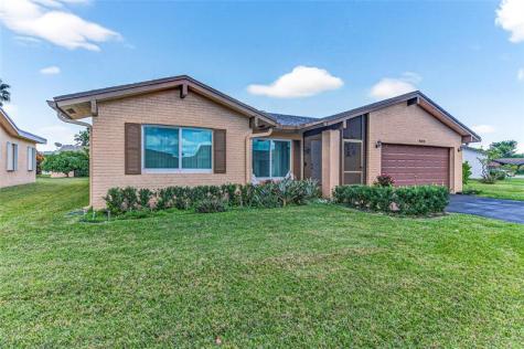 9812 NW 75th Court Tamarac FL 33321