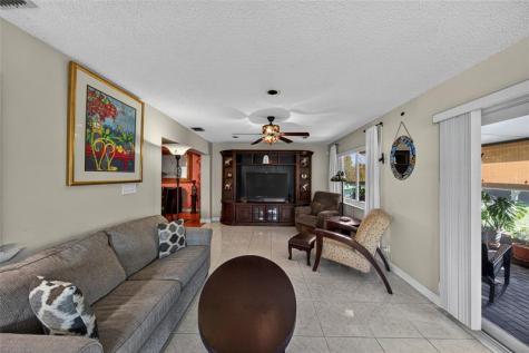 9812 NW 75th Court Tamarac FL 33321