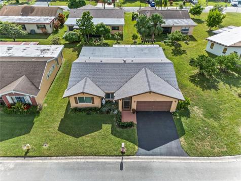 9812 NW 75th Court Tamarac FL 33321