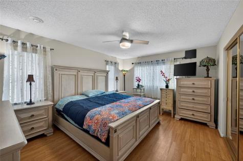 9812 NW 75th Court Tamarac FL 33321