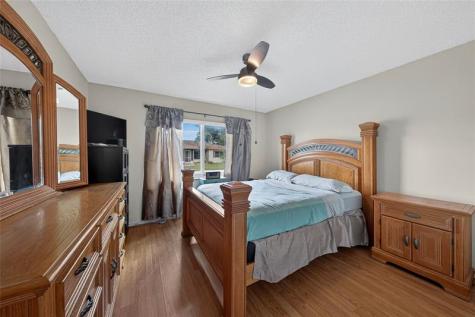 9812 NW 75th Court Tamarac FL 33321