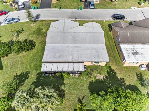 9812 NW 75th Court Tamarac FL 33321