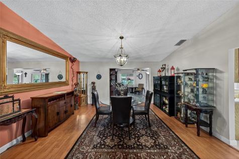 9812 NW 75th Court Tamarac FL 33321