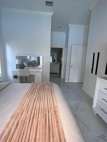 14183 Greentree Trail Wellington FL 33414
