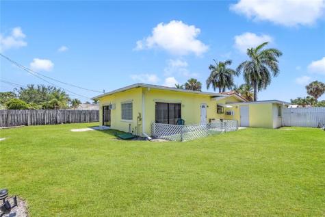 1961 NE 31st Street Lighthouse Point FL 33064