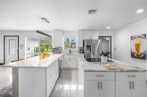 2117 NE 29th Street Fort Lauderdale FL 33306