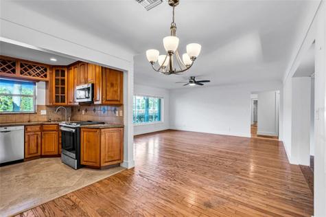 1760 NE 40th Court Oakland Park FL 33334