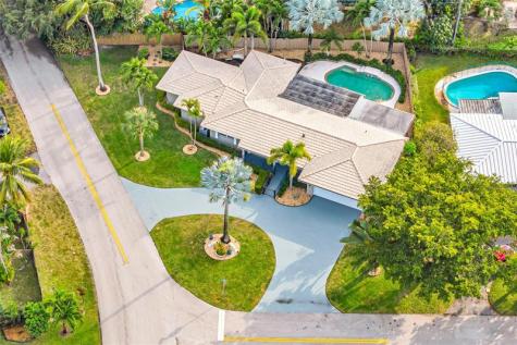 1760 NE 40th Court Oakland Park FL 33334