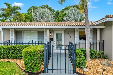 1760 NE 40th Court Oakland Park FL 33334