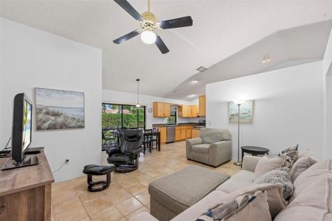 425 Shadow Wood Lane Coral Springs FL 33071