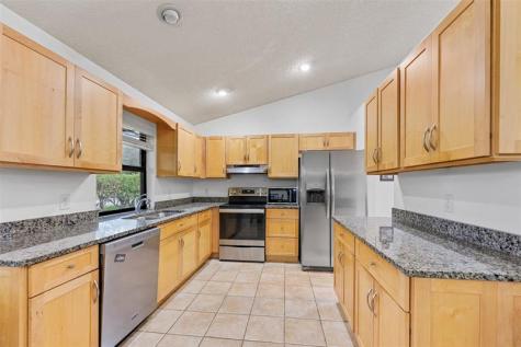 425 Shadow Wood Lane Coral Springs FL 33071