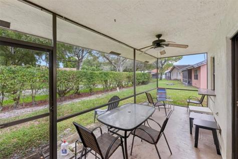 425 Shadow Wood Lane Coral Springs FL 33071