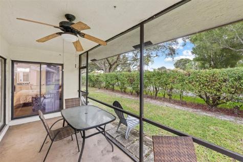 425 Shadow Wood Lane Coral Springs FL 33071