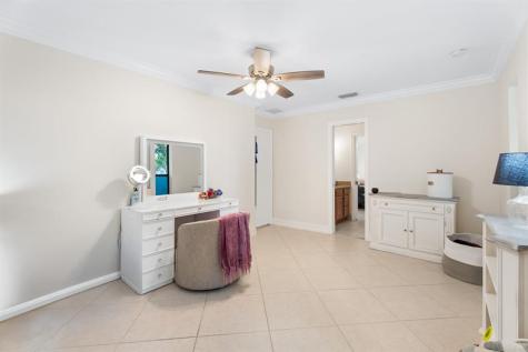 5570 NE 26 Avenue Fort Lauderdale FL 33308