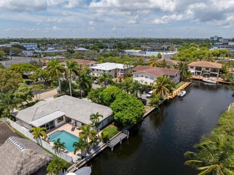 5570 NE 26 Avenue Fort Lauderdale FL 33308