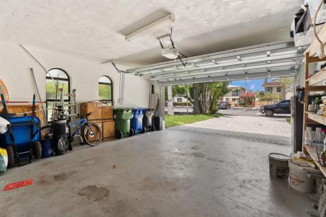 5570 NE 26 Avenue Fort Lauderdale FL 33308