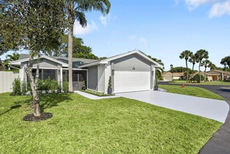 14 Afton Place Boynton Beach FL 33426