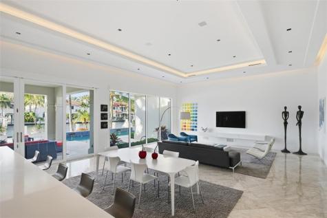 2530 Lucille Drive Fort Lauderdale FL 33316