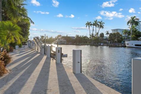 2530 Lucille Drive Fort Lauderdale FL 33316