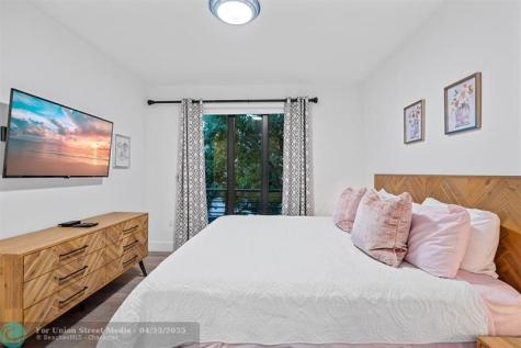605 NE 15th Avenue Fort Lauderdale FL 33304