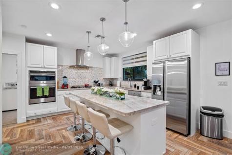 605 NE 15th Avenue Fort Lauderdale FL 33304