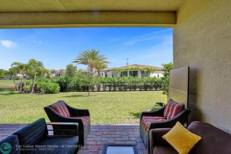7433 Knight Street Parkland FL 33067