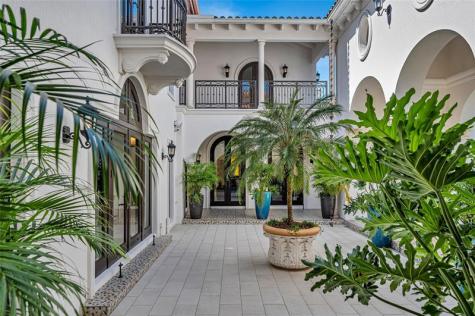 4955 SW 83rd Street Miami FL 33143