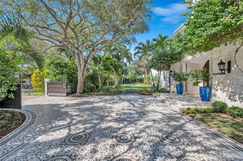 4955 SW 83rd Street Miami FL 33143