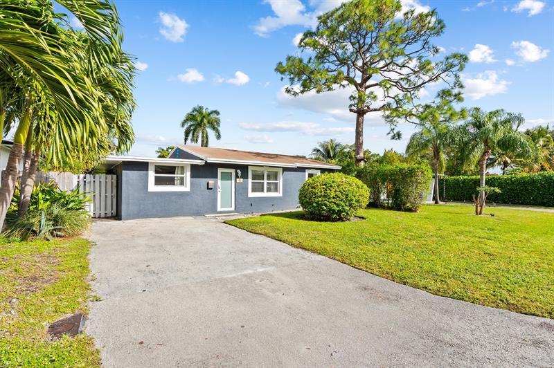 41 NE 46th Street Oakland Park FL 33334