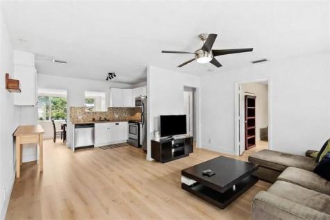 41 NE 46th Street Oakland Park FL 33334