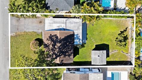 41 NE 46th Street Oakland Park FL 33334
