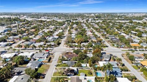 41 NE 46th Street Oakland Park FL 33334