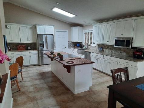 155 31ST Avenue Vero Beach FL 32968
