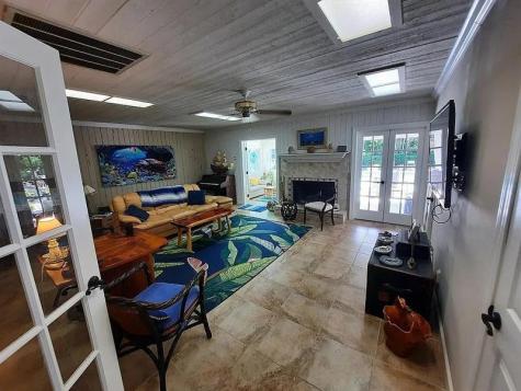 155 31ST Avenue Vero Beach FL 32968