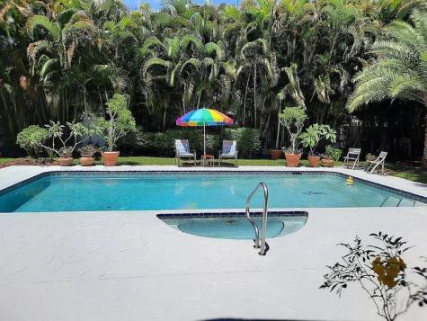 155 31ST Avenue Vero Beach FL 32968