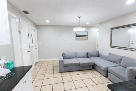 6597 Salem Street North Lauderdale FL 33068