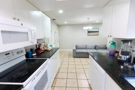 6597 Salem Street North Lauderdale FL 33068