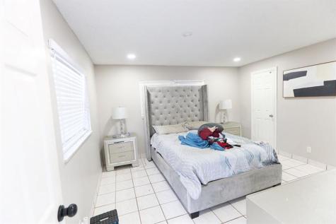 6597 Salem Street North Lauderdale FL 33068