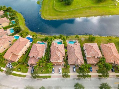 7302 NW 111th Way Parkland FL 33076