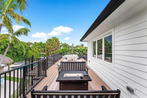 2421 NE 12th Street Fort Lauderdale FL 33304