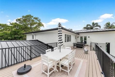 2421 NE 12th Street Fort Lauderdale FL 33304
