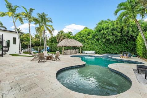2421 NE 12th Street Fort Lauderdale FL 33304