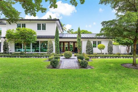 2421 NE 12th Street Fort Lauderdale FL 33304