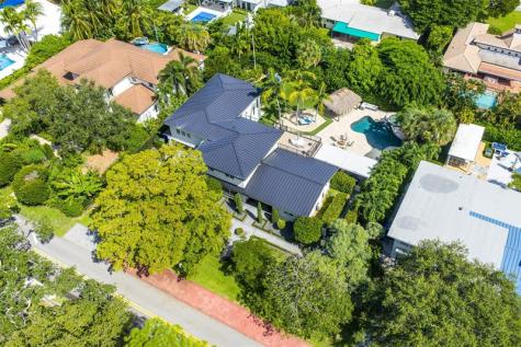 2421 NE 12th Street Fort Lauderdale FL 33304