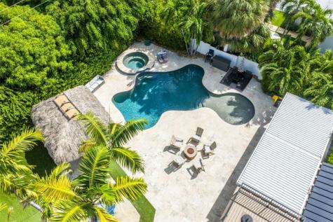 2421 NE 12th Street Fort Lauderdale FL 33304