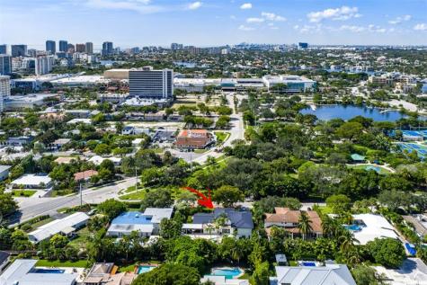 2421 NE 12th Street Fort Lauderdale FL 33304