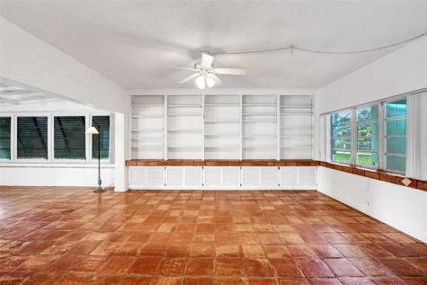 720 E Country Club Circle Plantation FL 33317